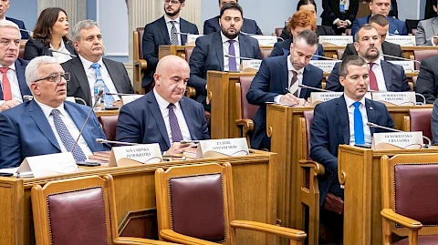 Nema vetinga bez dvotrećinske većine u parlamentu