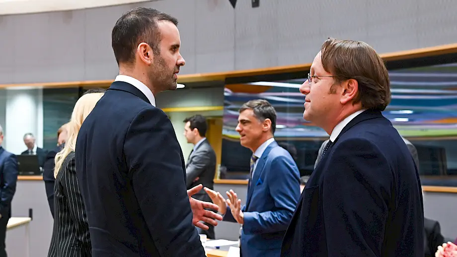 Crnogorski premijer Milojko Spajić i Evropski komesar za susjedstvo i proširenje Oliver Varhelji. Foto: Vlada Crne Gore