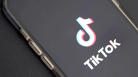Porast kriminala u Albaniji zbog toksičnog sadržaja na internetu