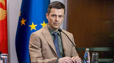 Mujović upozorio na zloupotrebe u energetskim kompanijama
