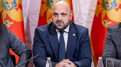 Božović odlučio o izručenju Do Kvona