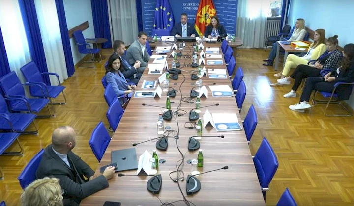 Vlast izbjegava rasprave o zloupotrebama u državnim kompanijama