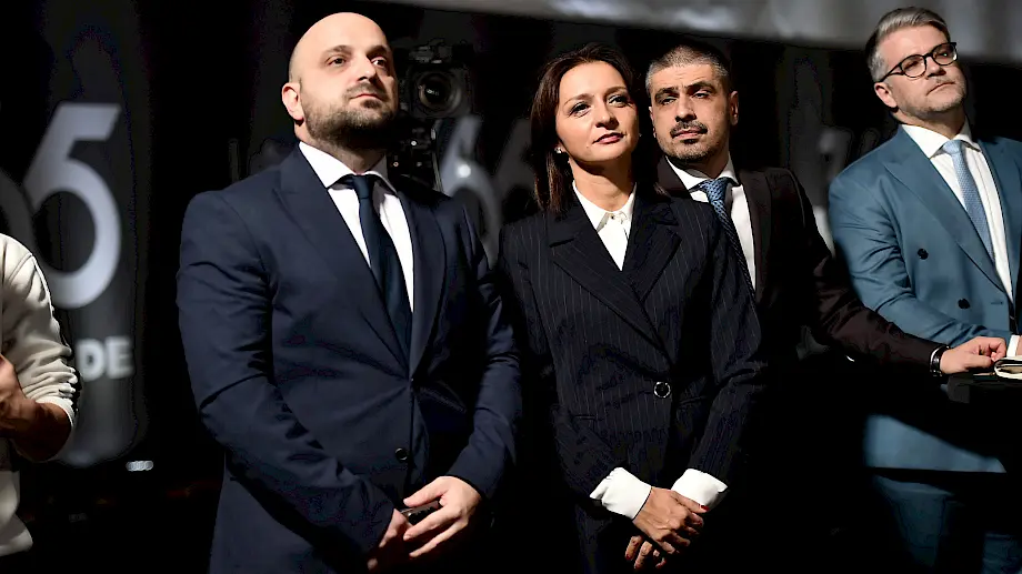 Ministar pravde Bojan Božović (L) i predsjednica Ustavnog suda Snežana Armenko (D). Foto: Vlada Crne Gore