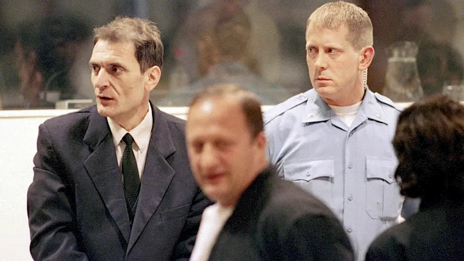 Dragoljub Kunarac na suđenju pred Haškim tribunalom. Foto: EPA-EFE/SERGE LIGTENBERG