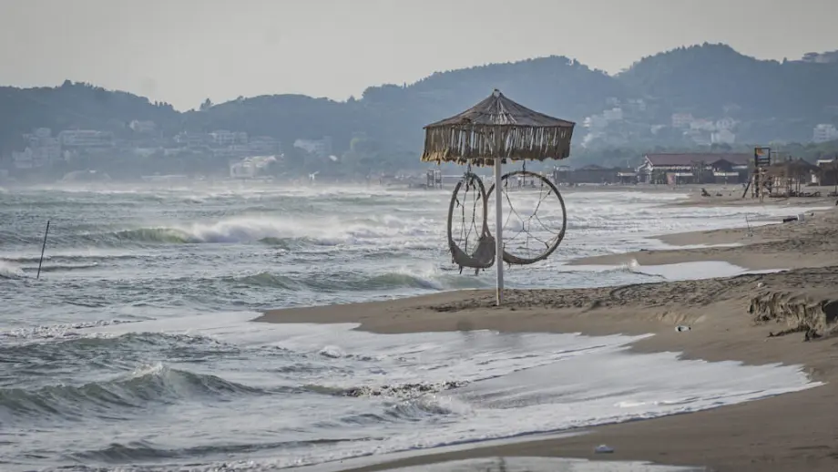 Velika plaža u Ulcinju. Foto: BIRN/Samir Kajošević