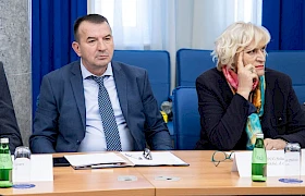 Zapošljavali bez oglasa, Vladu nisu pitali za koeficijente