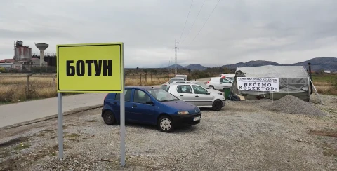 Razgraničenje na čekanju, problemi se gomilaju