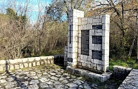 Petokrake i revizionizam: Zapušteno antifašističko nasljeđe Crne Gore
