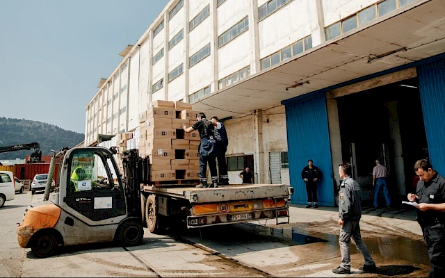 Tri transportne kompanije tonu u dugove